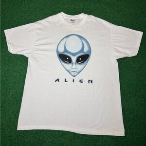 Gray Alien Big Head Extra Terrestrial Vintage 90s Graphic T Shirt XL/2XL 24x32